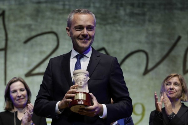 El valenciano Joaquín Camps gana el Premio Azorín de Novela 2019 con 'La silueta del olvido'