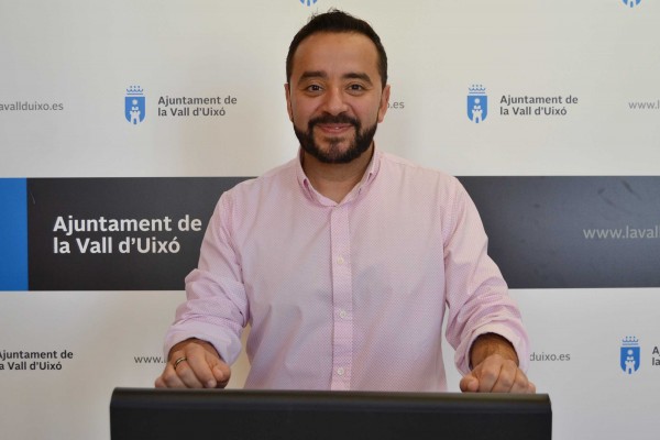 El Ayuntamiento de la Vall d’Uixó se reúne con AFA para conocer la situación de la futura residencia 