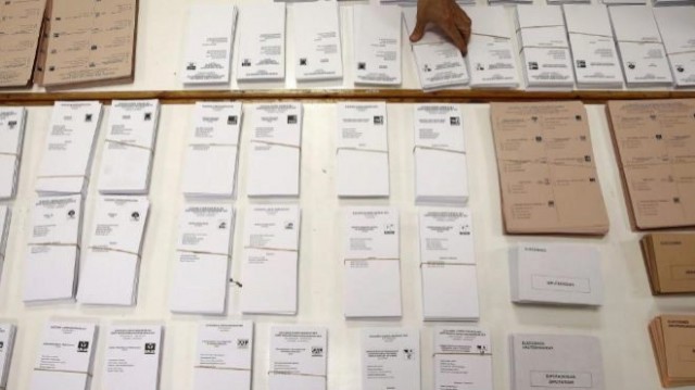 Votad, votad y votad