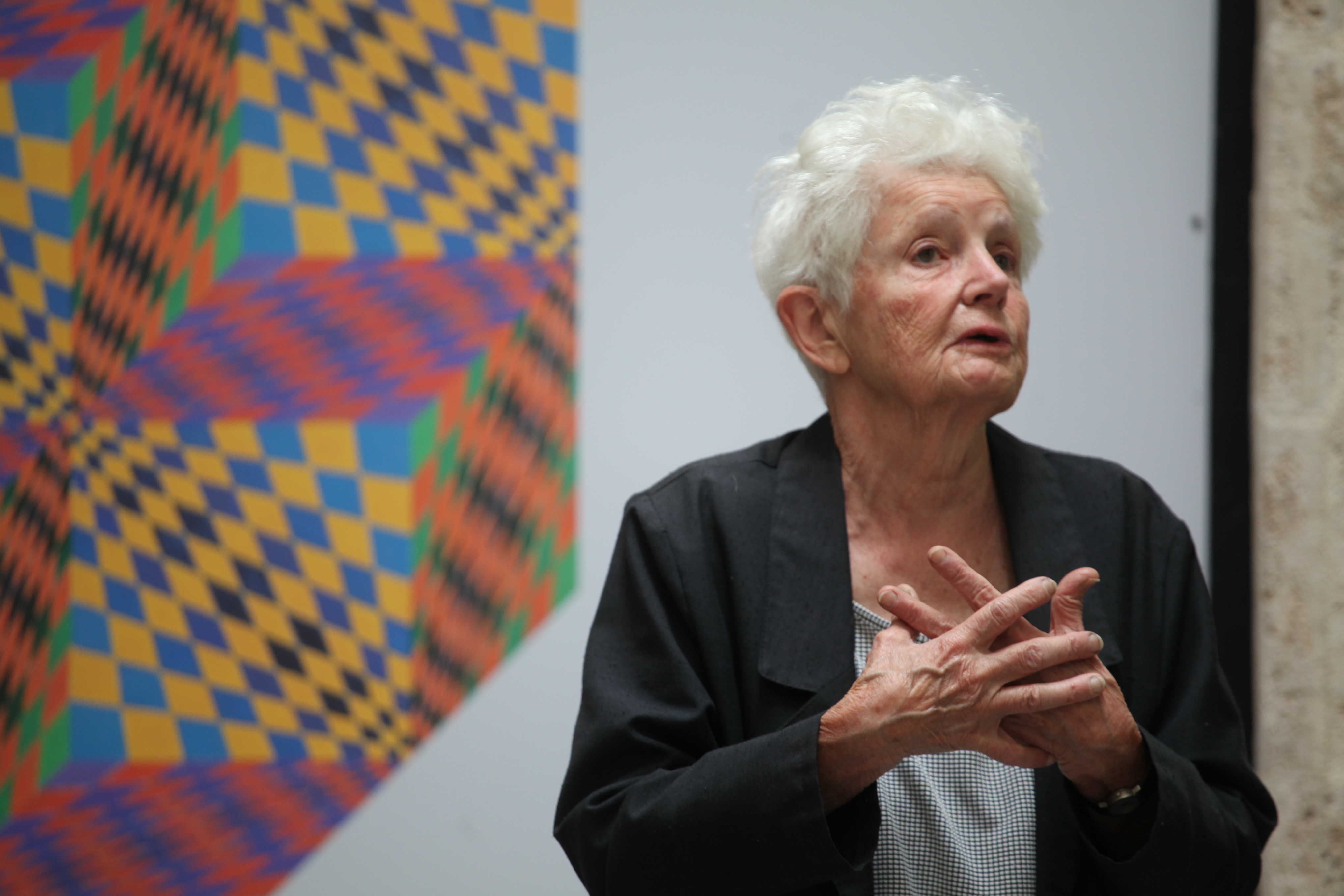 Sagunt acoge una retrospectiva con 50 geometrías de Monika Buch