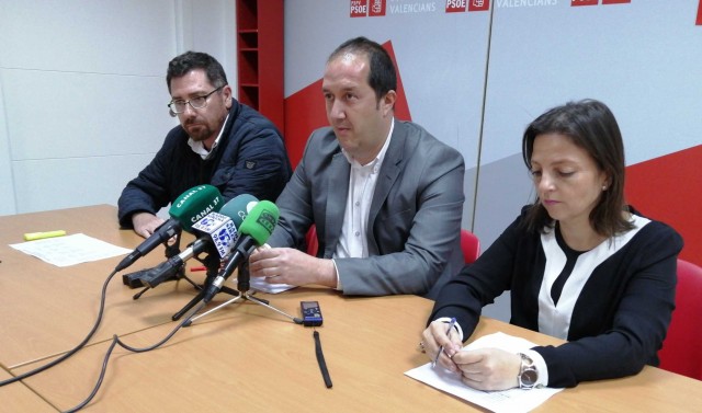 Martínez presume de 'lista renovada' para las elecciones municipales y su apuesta: Paqui Gómez 