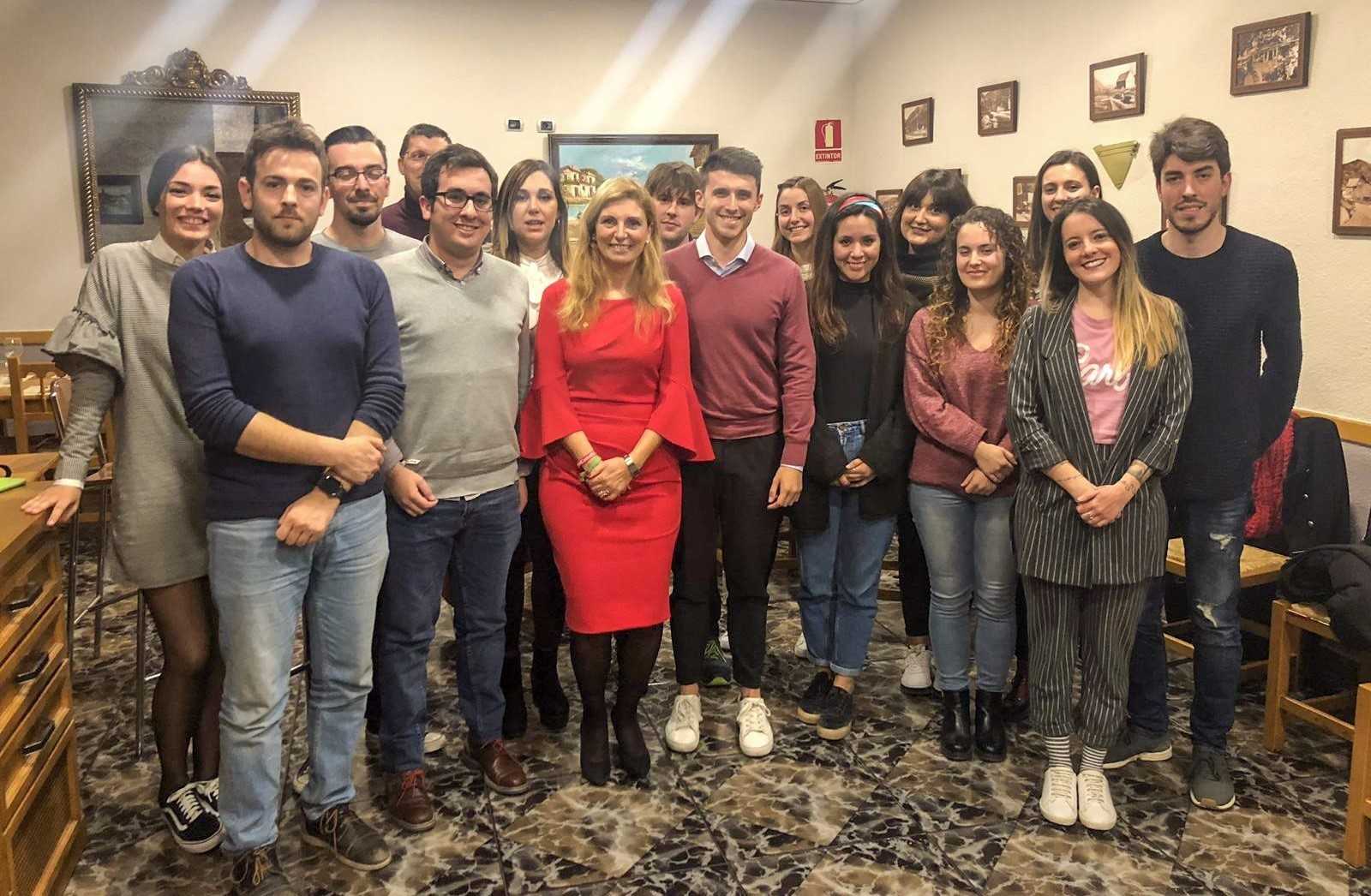 Marco se ofrece a atender las demandas de empleo, formación, ocio y transporte público de la juventud