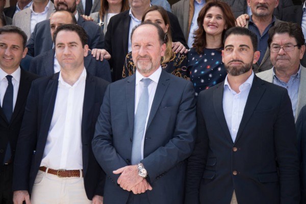 García-Egea en Orihuela: Bascuñana, alcaldable y Aparicio a Diputación (pero no hay nada firmado)