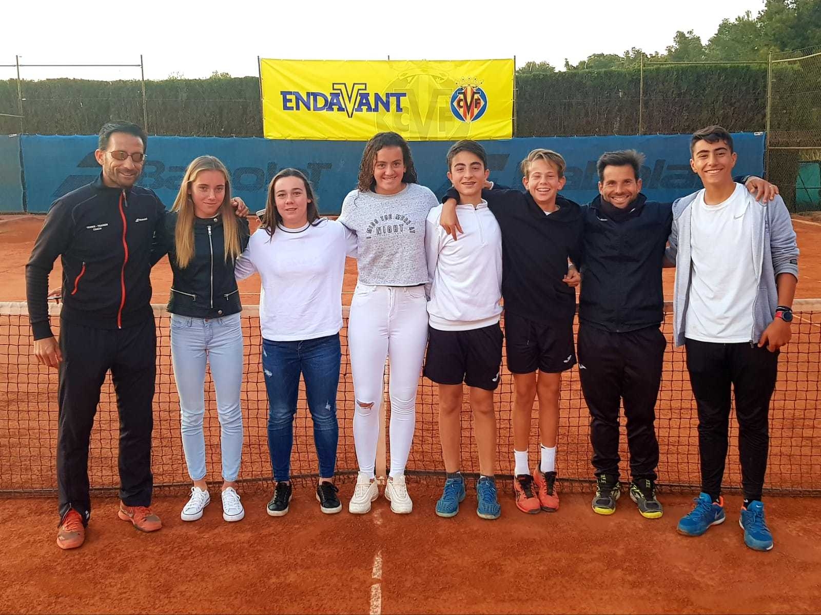 El equipo cadete del Club de Tenis Vila-real asciende a la primera
división