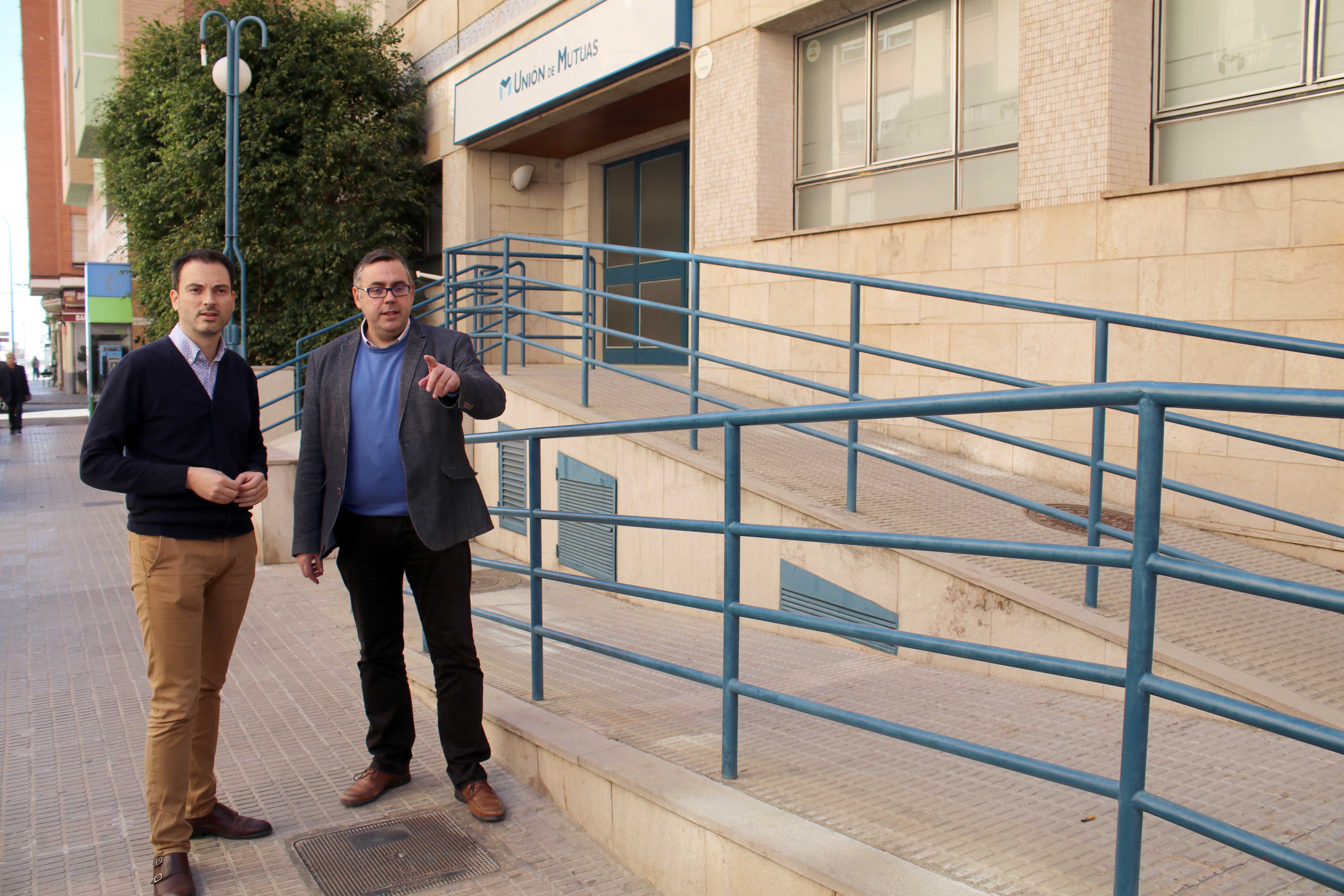 Onda mejorará la red de agua potable de la
zona de la avenida País Valencià