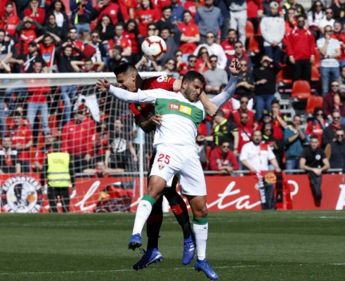 Empate a casi todo