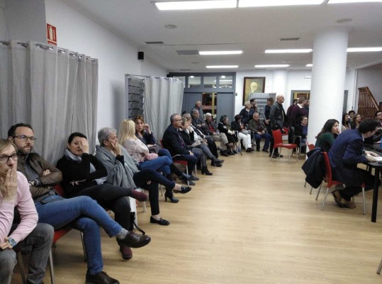 Victoria aplastante de los candidatos de la Ejecutiva socialista en la asamblea del PSPV en Elche