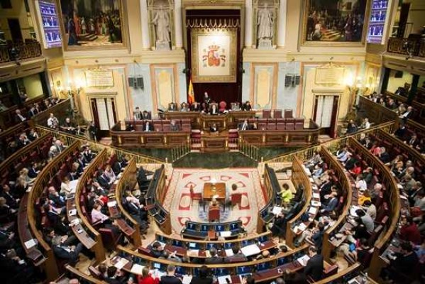 Alicante Plaza publica este domingo un sondeo de intención de voto de las generales en la Comunitat