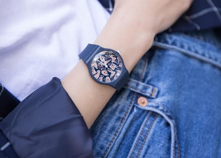 Panapop lanza un reloj inspirado en el cuerpo de la mujer al margen de cánones estéticos