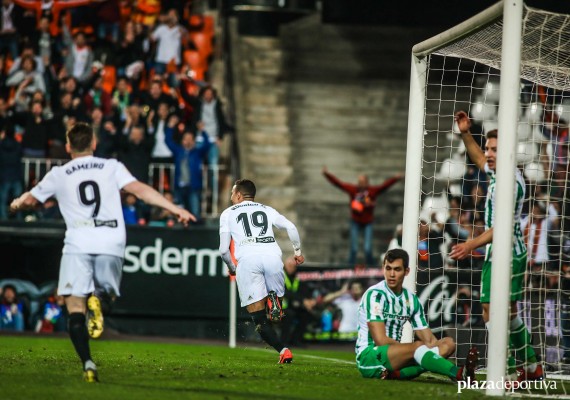 Mestalla devuelve al Valencia a una final once años después