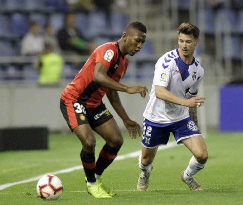 Estupiñán y Stoiljikovic, bajas del Mallorca para recibir al Elche

