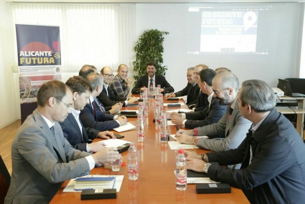 El PP constituye un consejo asesor de expertos para impulsar el proyecto 'Alicante Futura'