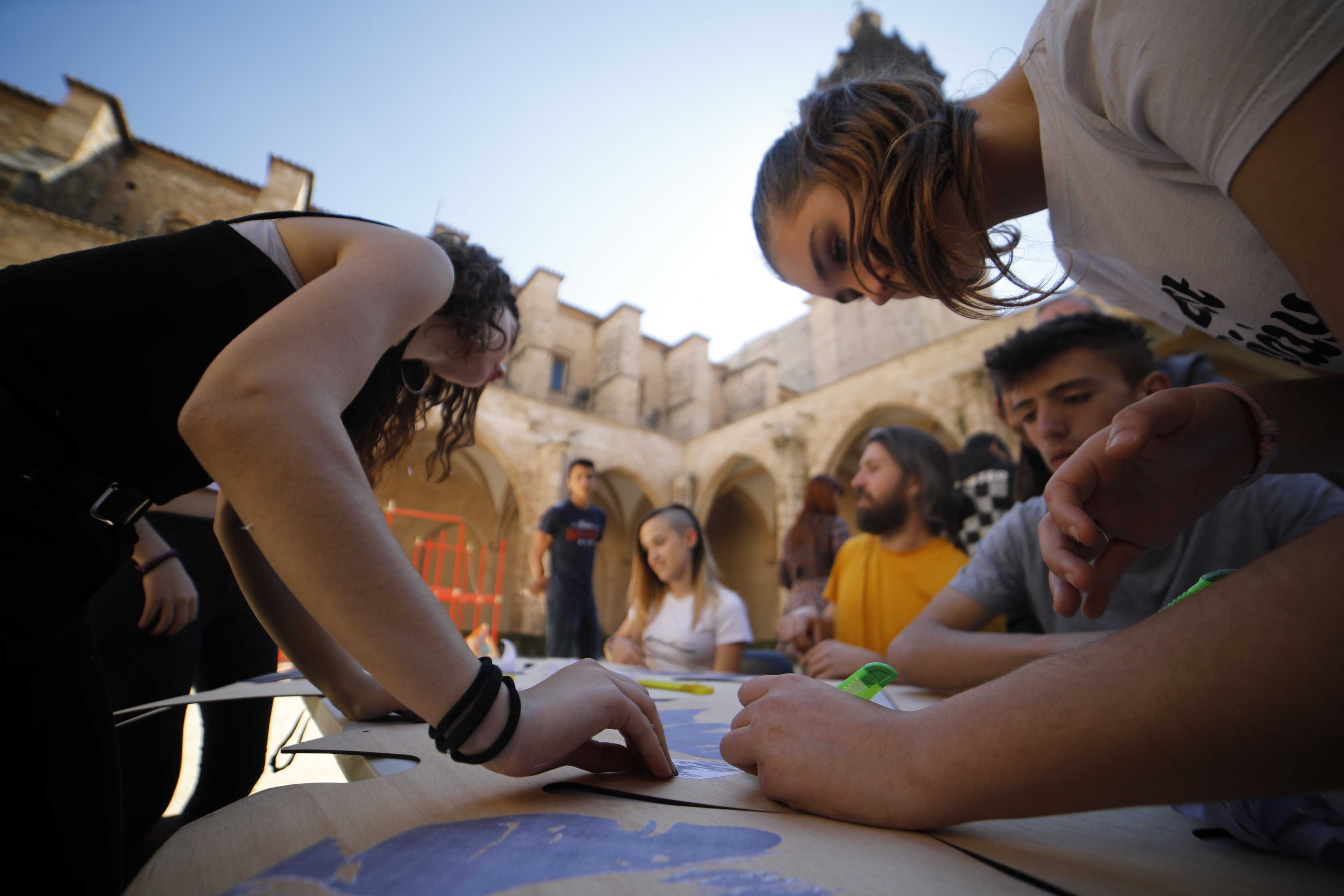 El Centre del Carme se suma a les falles experimentals de València