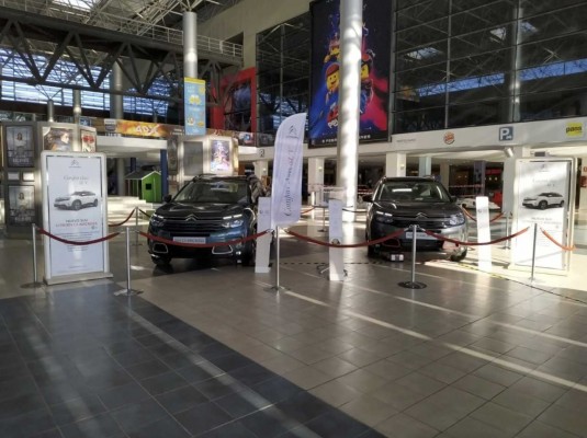 El nuevo Citroën C5 Aircross, a pie de calle
