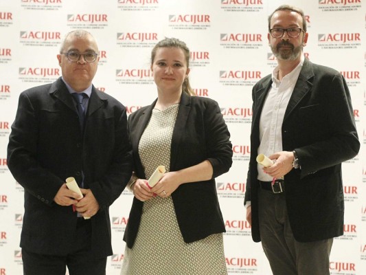 La Unió de Periodistes otorga el Premi Llibertat d'Expressió a los periodistas de Baleares del caso Cursach
