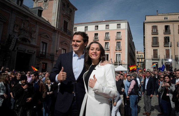 Rivera suma a Arrimadas a la lista al Congreso para no ceder terreno frente a PP y Vox