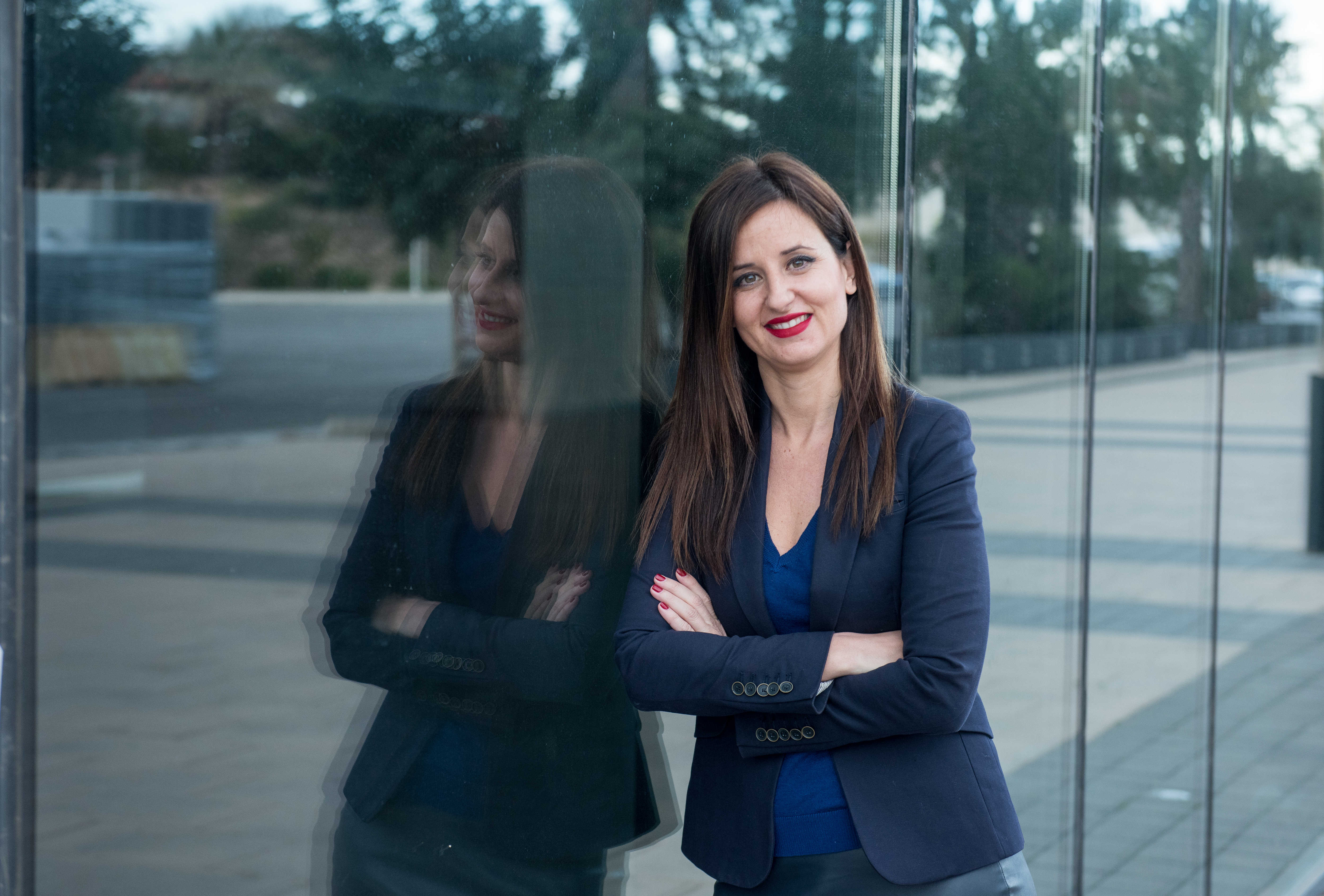 Esther Guilabert: «Somos realistas; el objetivo es promocionar al empresariado y a la sociedad alicantina» 