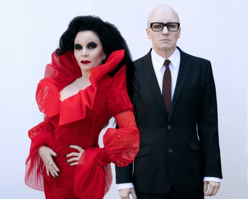 Reguetón, Mecano y Rosalía: una conversación superficial y vulgar con Fangoria

