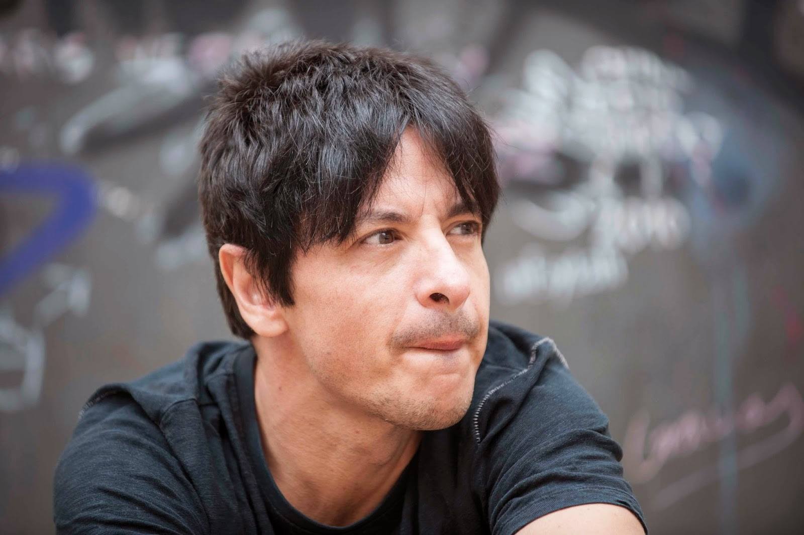 Juan Carlos Ortega mira más allá de sus chistes