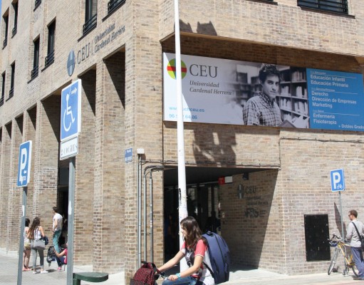 El CEU de Elche y el Instituto de Neurociencias de la UMH colaborarán en un proyecto de investigación