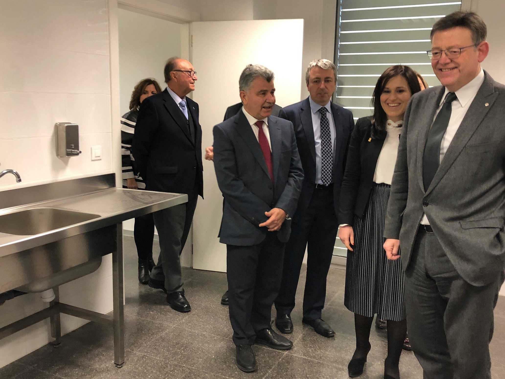 Anterior visita del president Puig a las instalaciones del ITC en Almassora, un edificio propiedad del Consell cedido al instituto tecnológico. - 