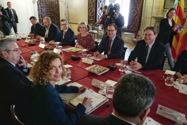 El Gobierno anuncia una cumbre por los cítricos el 7 de marzo y la promoción en China y Canadá