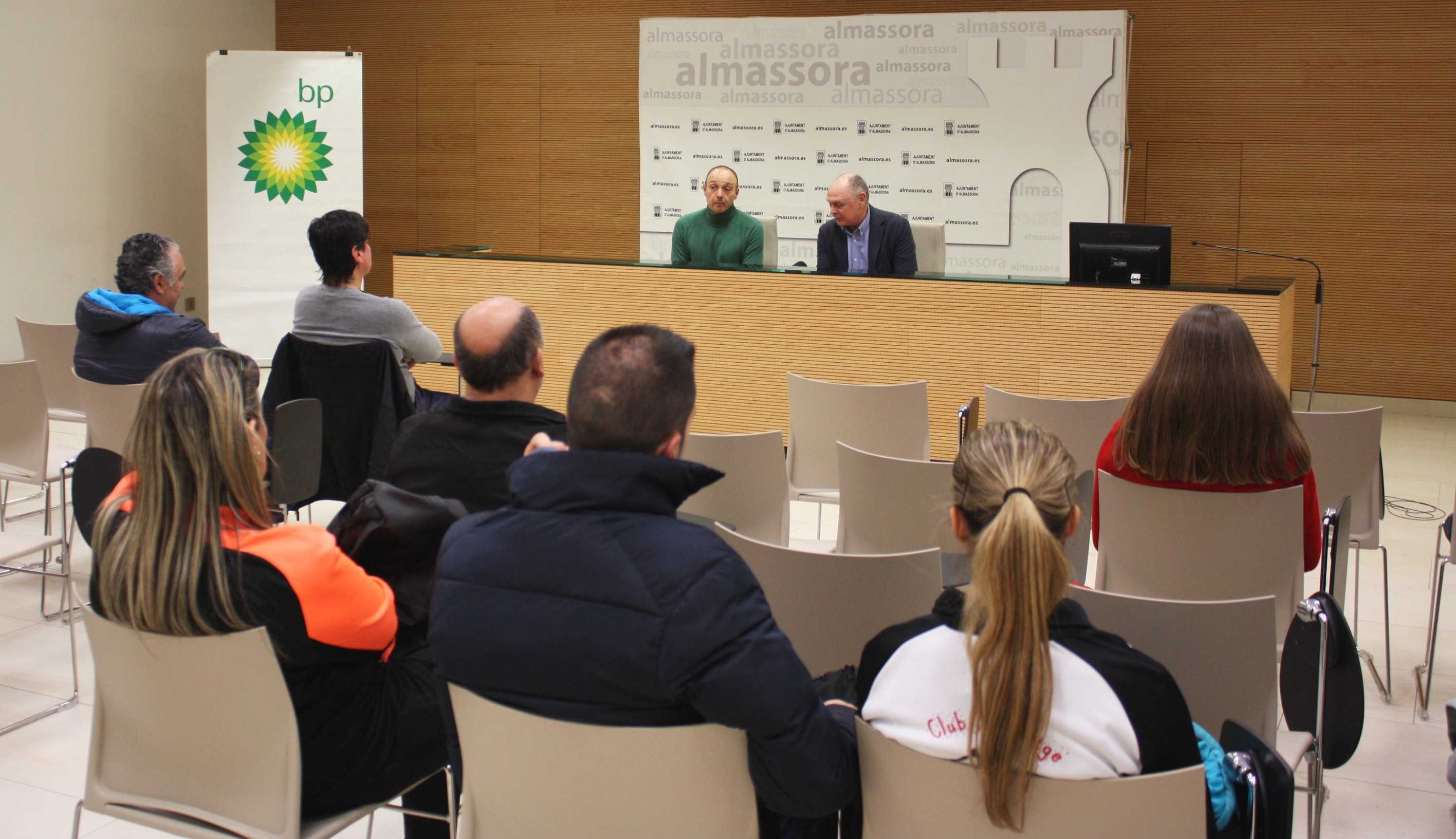 BP renueva el convenio para fomentar el deporte base a través de los clubes de

Almassora