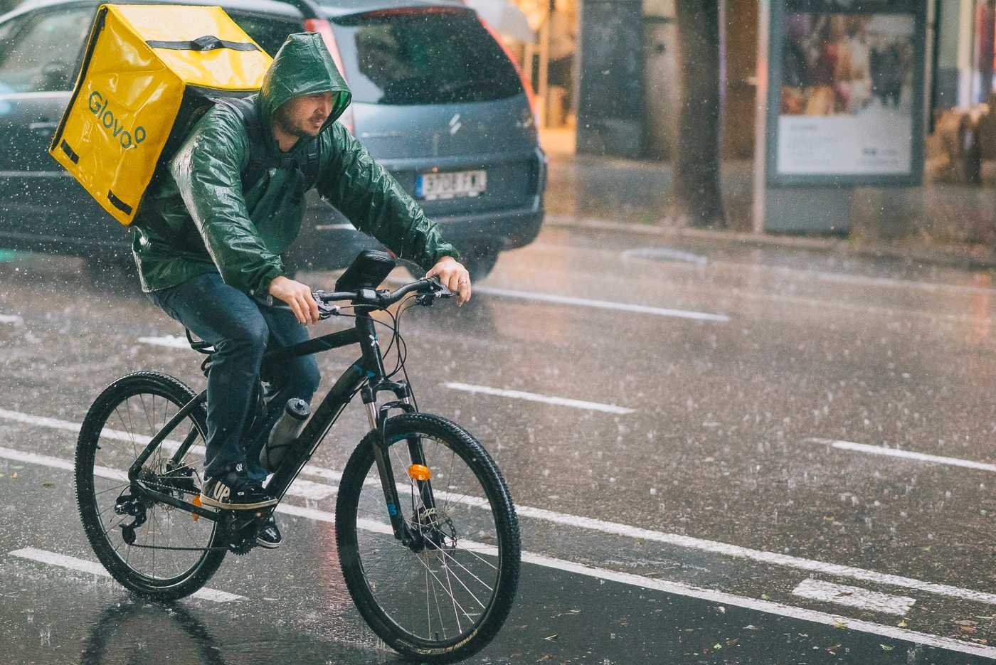 Paulo Coelho trabaja en Glovo