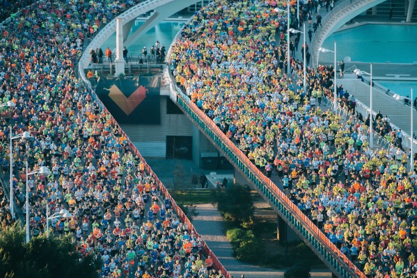 La maratón de València deja 18 millones de euros en la ciudad