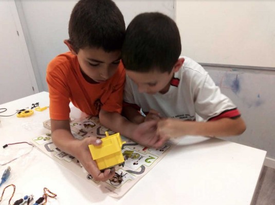 Bbooster Ventures llega a un acuerdo con Wimba Robótica para acercar la innovación a los niños 