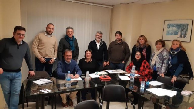Catorce colectivos de comerciantes vuelven a presionar al PP con críticas sobre falta de apoyo