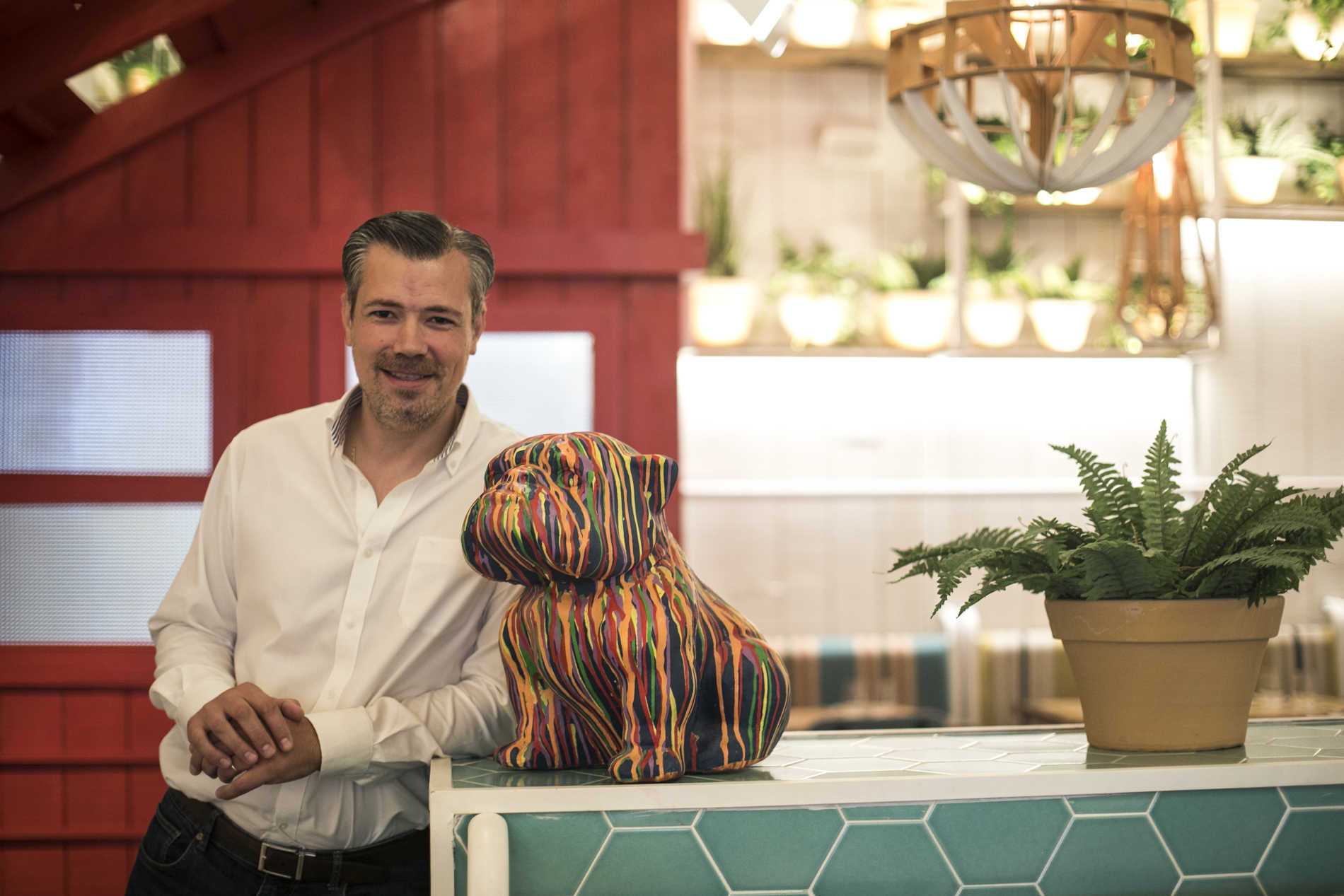 El mueble es lo bastante grande como para tener una feria propia