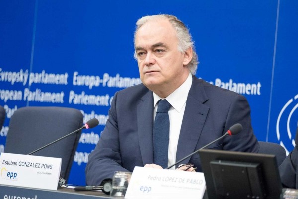 González Pons exige que la UE abandone el grupo de contacto con Venezuela