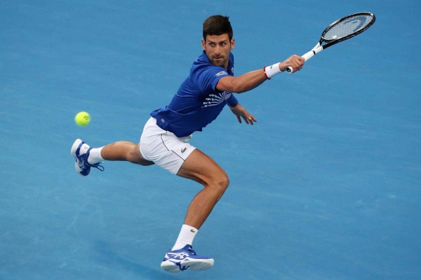Djokovic sigue liderando el ranking mundial y Federer cae al séptimo puesto
