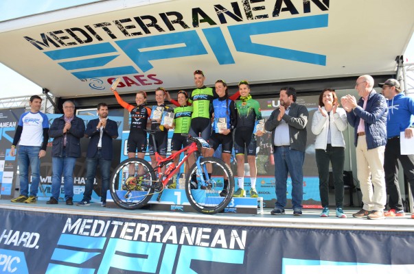 Valero, tras un final de infarto, y la suiza Forchini se alzan con el premio Mediterranean Epic