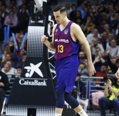 El Barça levanta la Copa del Rey en Madrid en una final cargada de polémica (93-94)