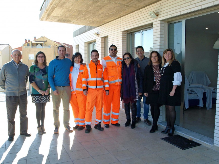  Presentación del equipo de la base del helicóptero medicalizado en El Grao de Castellón.  - 
