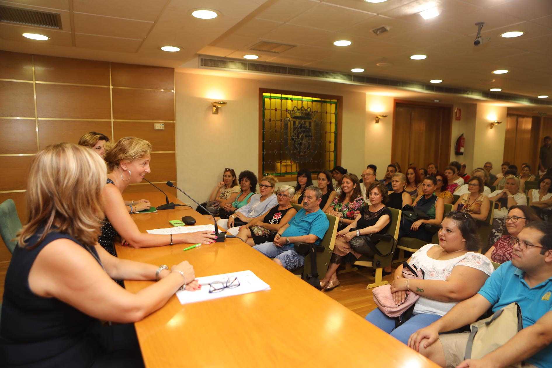 Marco destaca el descenso del 33% en el paro en Castellón 