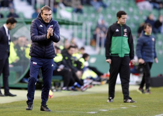 El Extremadura destituye a su técnico tras caer en Elche


