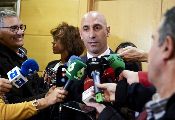 El juez archiva la denuncia contra Rubiales por pagar la reforma de su casa con fondos de la AFE