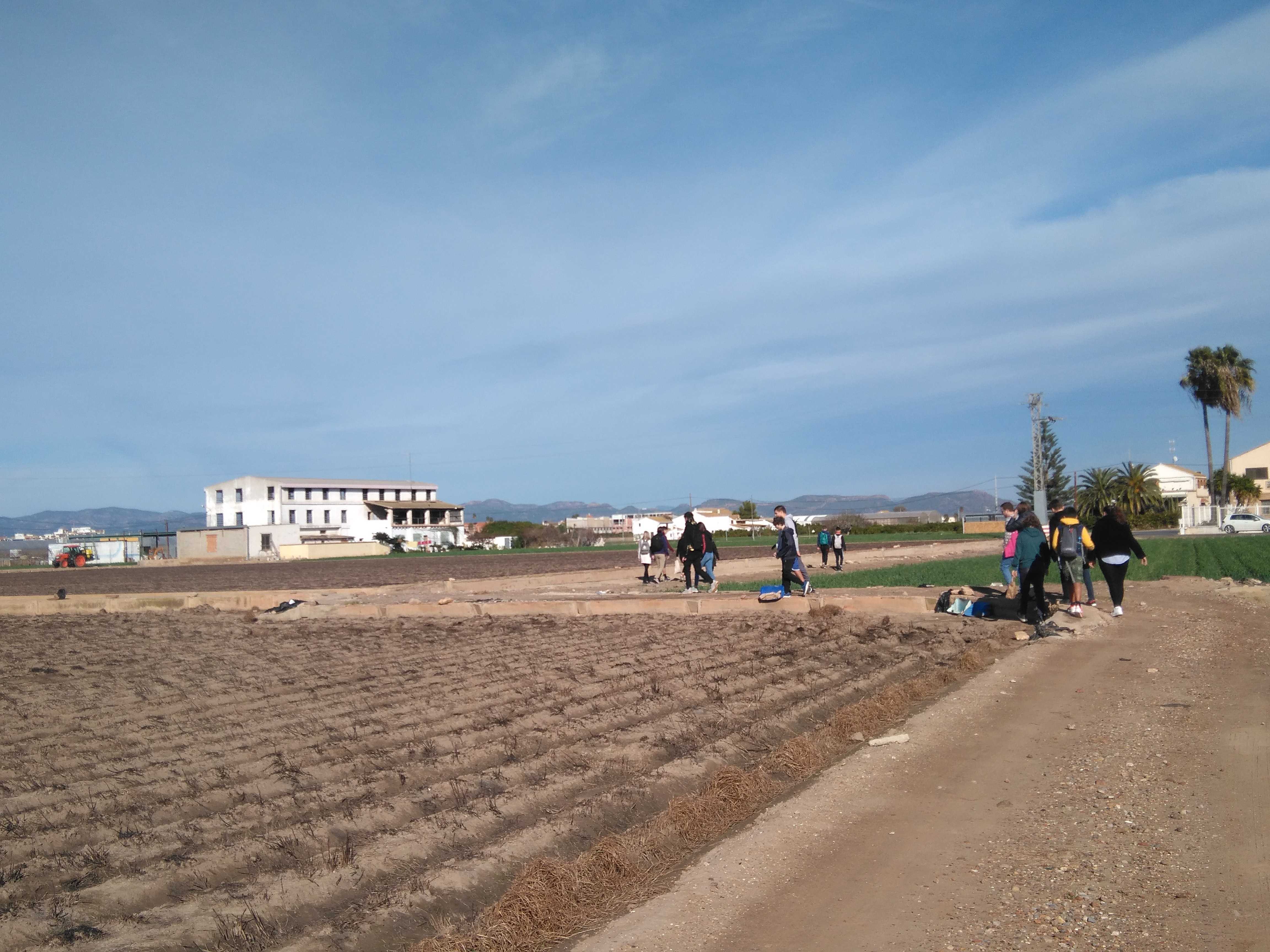 Hay vida más allá del Micalet: rutas para conocer todas las ciudades que caben en València