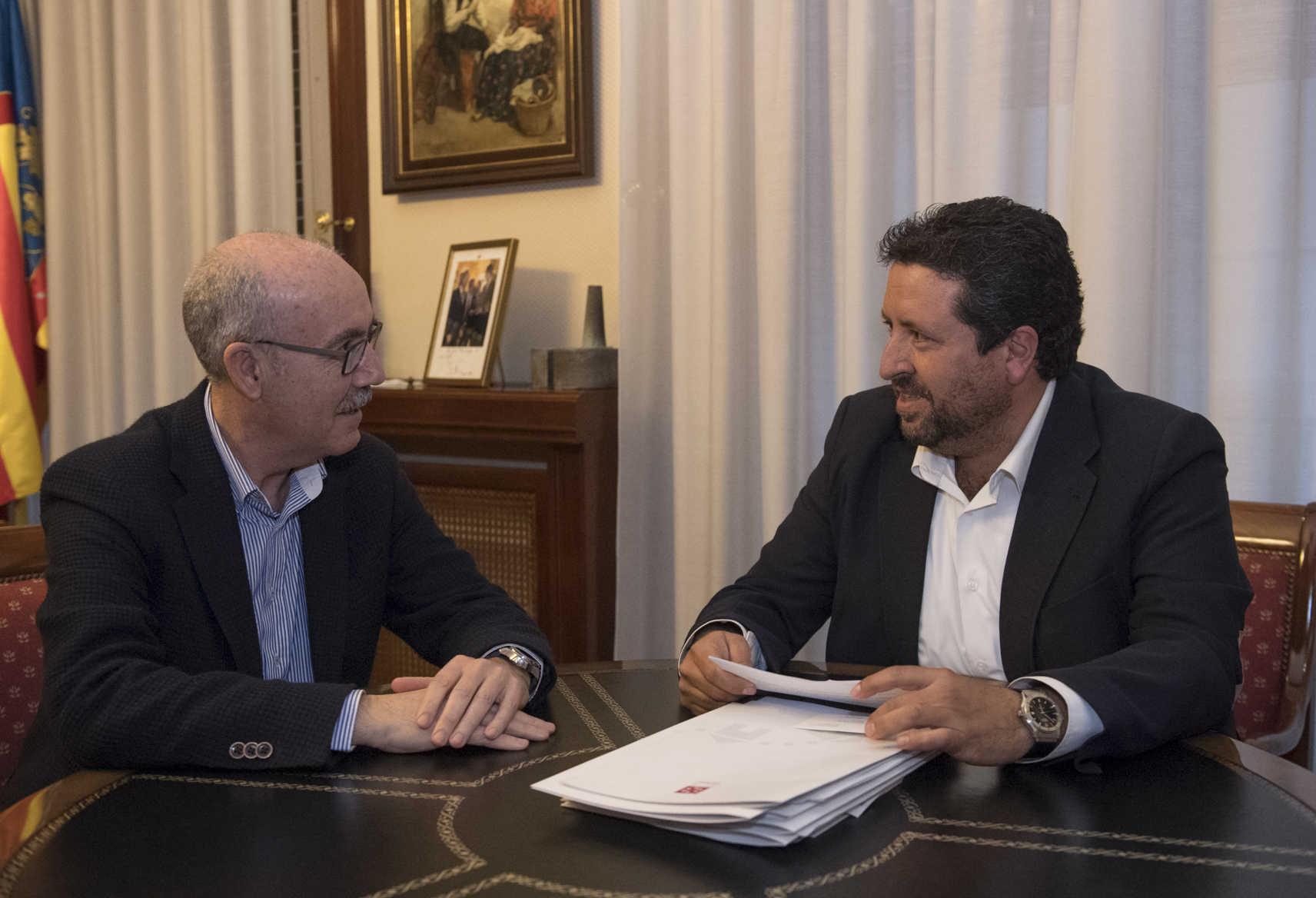 Un total de 106 municipios de Castellón ahorrarán 2,7 millones en el contrato conjunto de la luz