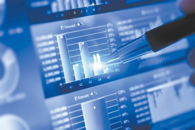 De más a menos: el Ibex 35 acabó perdiendo los 9.000 puntos