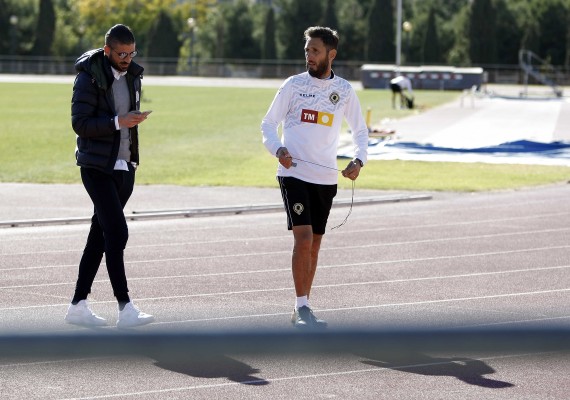 Benja, que está entrenando por su cuenta, podrá ser convocado gracias a una licencia provisional