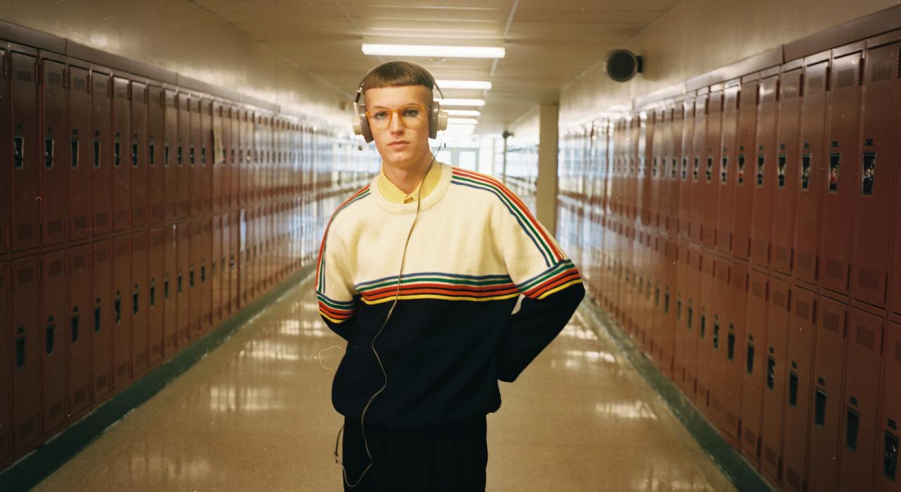 ¿Qué pasa con Gus Dapperton? La generación Z que no logras comprender
