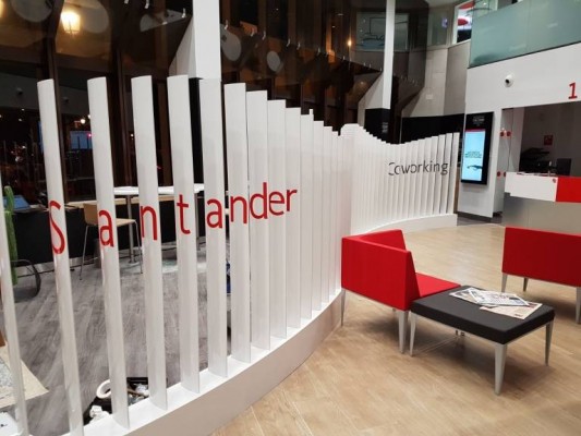 Banco Santander se pone en manos de IBM para acelerar su transformación