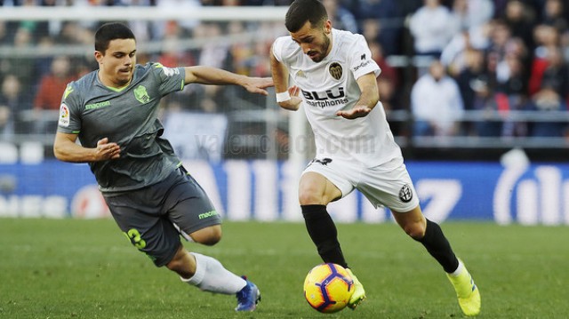 Gaya sufre una sobrecarga en el muslo y Rodrigo una contusión en el pie