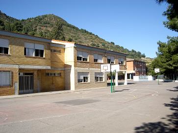 El Consell construirá un gimnasio en el colegio José Alba de la
Vilavella y mejorará Infantil y
Primaria