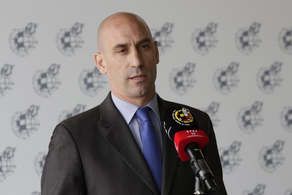 Rubiales pagó con su dinero la reforma de su casa en Valencia, según el juez