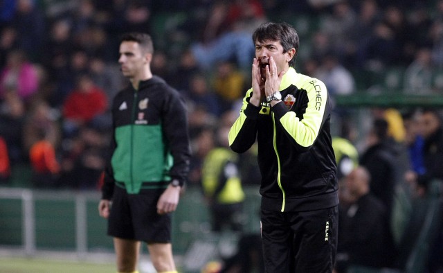 El Elche cierra la jornada con cinco puntos de ventaja sobre el descenso